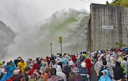 矢木沢ダムの画像 矢木沢ダムの画像
