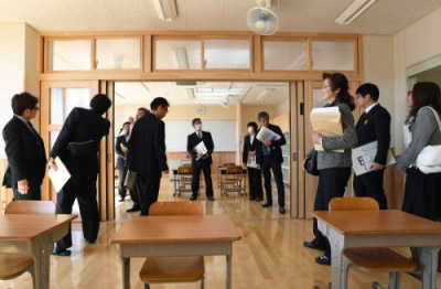 新校舎の教室の画像 新校舎の教室の画像