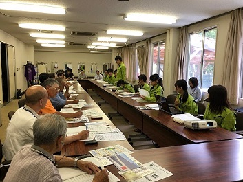 地域の方との交流会の画像