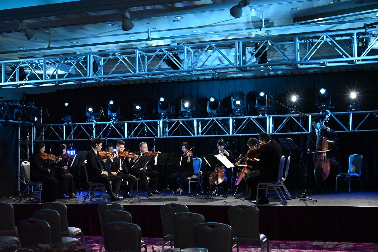 群馬交響楽団による演奏写真
