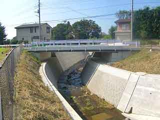 細ヶ沢川完成（上小原目橋付近）写真