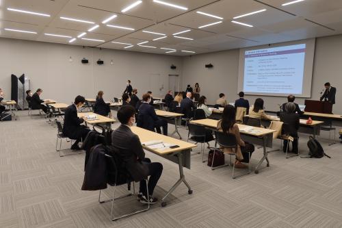 大使館向け説明会画像