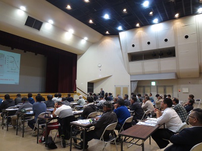 施設果菜類生産者の様子の画像