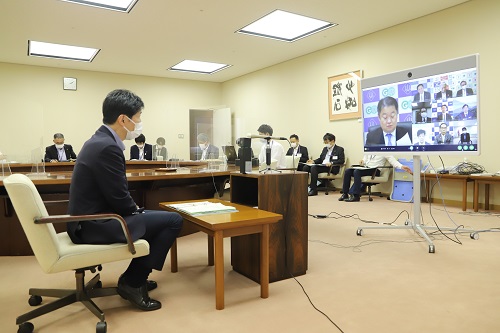 写真1：会議の様子