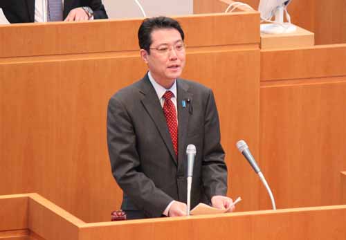 写真：井田泉委員長