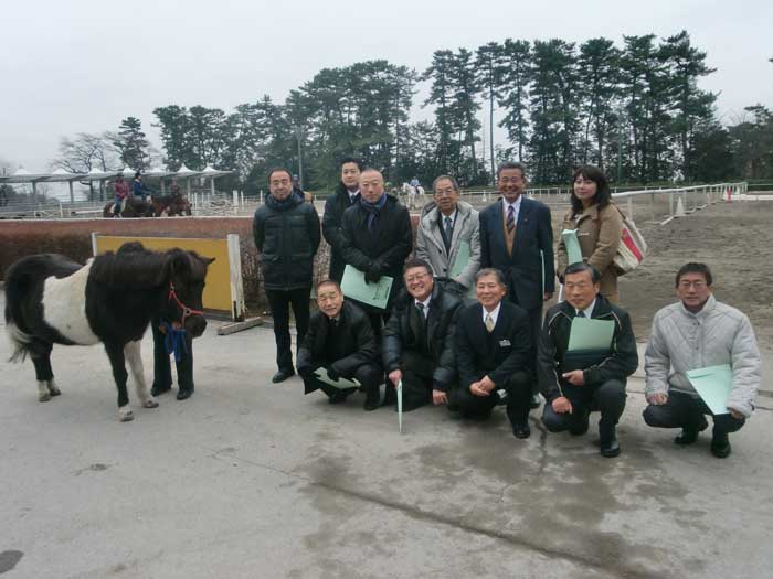 写真：馬事公苑の調査の様子