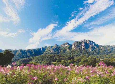 岩櫃山（東吾妻町）写真