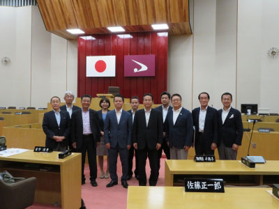 秋田県議会にて集合写真