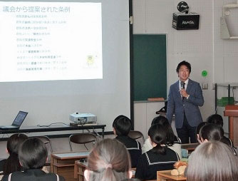 後藤克己議員によるガチ解説の写真