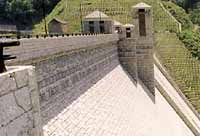 ダム堤体化粧型枠:写真