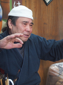 これまでの道のりを振り返る加藤さんの画像