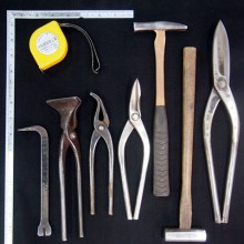 屋根の葺き替えに最低限必要な道具