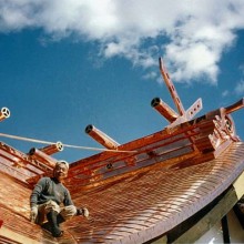 銅板屋根の上て゛