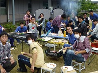 箸と共に弾む会話