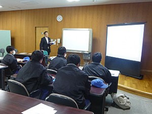 座学による技術解説の画像