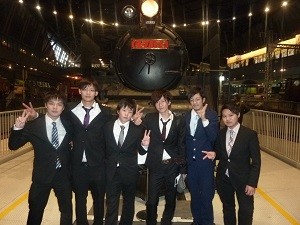 博物館のシンボル的存在Ｃ57の前で記念撮影の画像