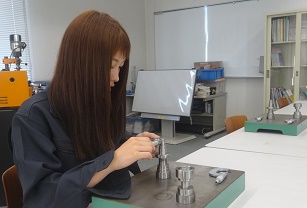 機械検査作業実習の画像