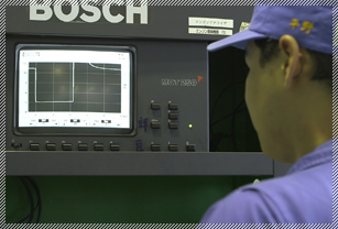 エンジン点検・調整実習の画像