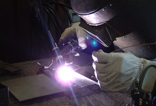 特殊溶接実習の画像