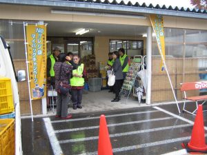 スーパー井上片品店におけるレジ袋削減店頭啓発の画像1