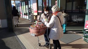 Aコープ・富岡店における店頭啓発活動の画像2