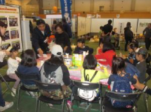 環境フェアへの出展の様子写真