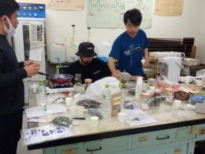 食味調査の様子の画像