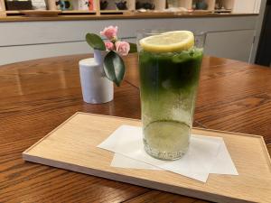 宇治濃茶トニックの写真