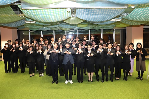 写真：知事と群馬大学GFL生の皆さん