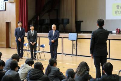 生徒の感想発表写真