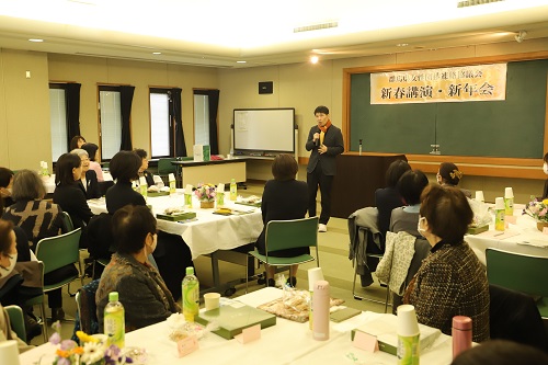 挨拶をする山本知事