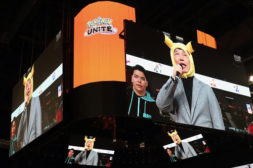 来賓挨拶をする山本知事