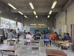 実習の説明の様子の写真