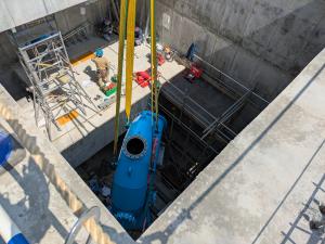 2025年4月　機器搬入画像