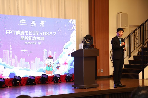 挨拶をする山本知事