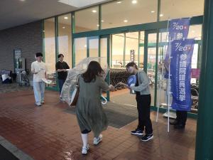 ツルヤ前橋南店での街頭啓発の様子