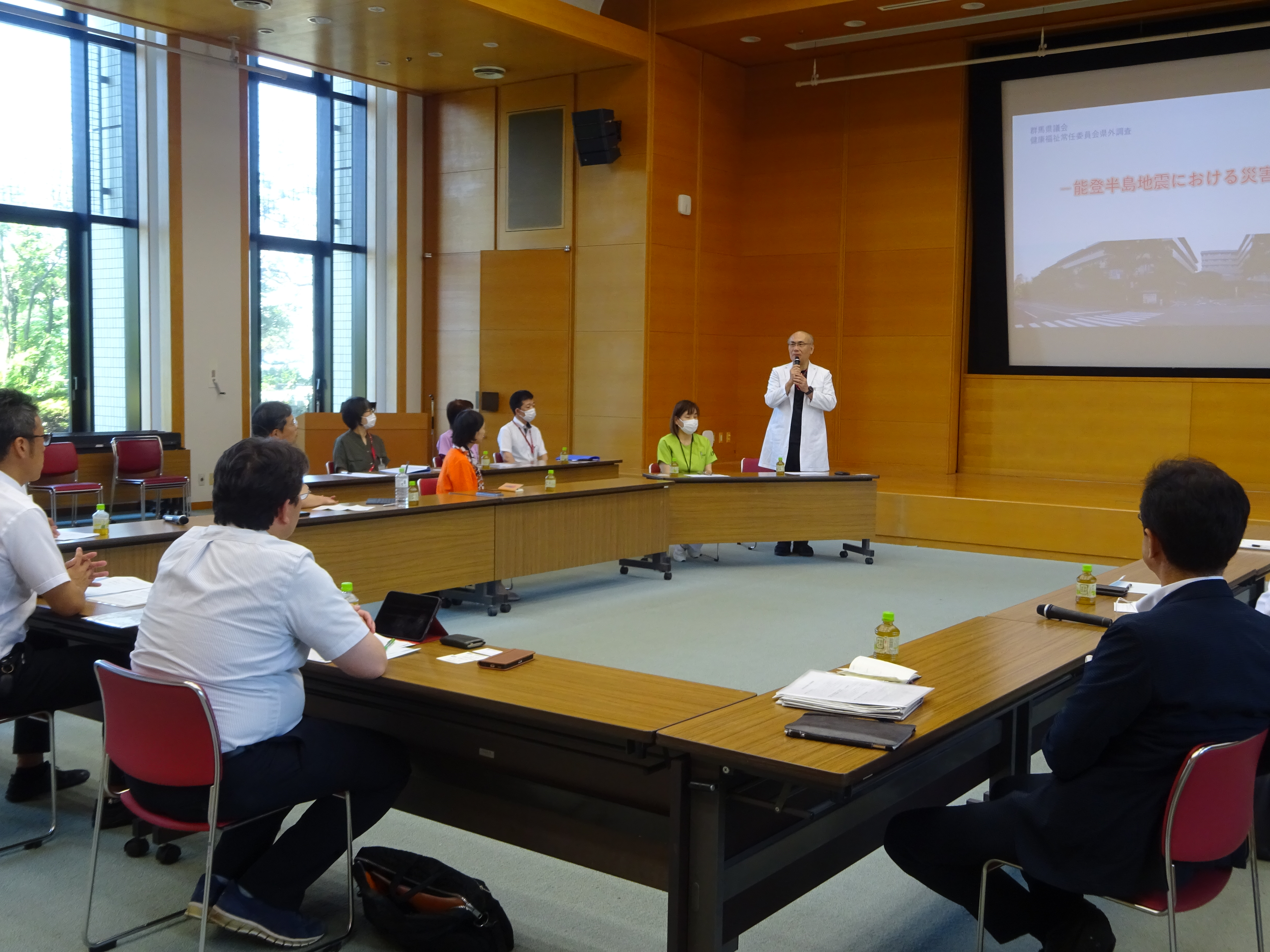 金沢医療センターで説明を受ける画像