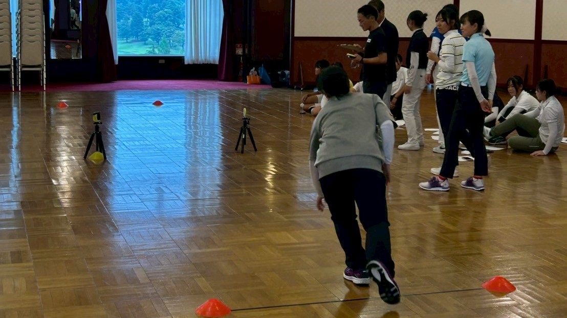 切り返しダッシュの測定の様子の写真