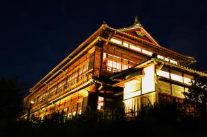 臨江閣ライトアップの写真
