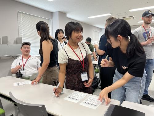 県立女子大学交流1の写真