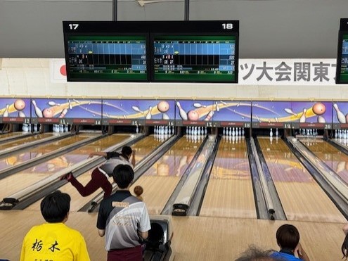 ボウリングの競技時の写真