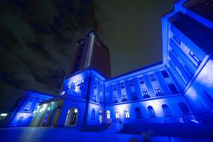 ブルーライトアップの写真