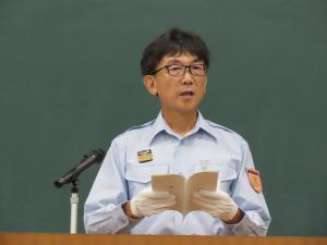 学校長式辞の写真