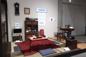 昭和時代の茶の間を再現したエリアの写真