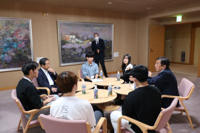 意見交換の様子写真