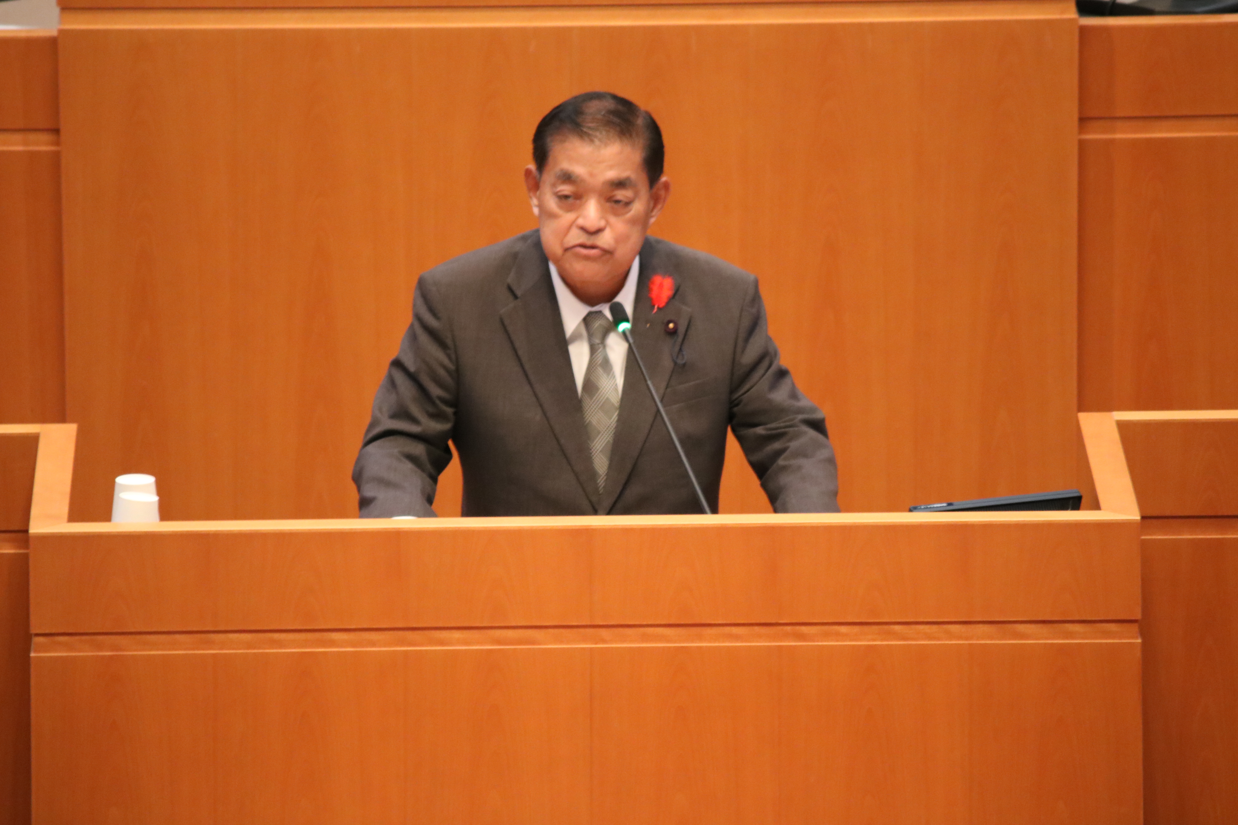 斉藤委員長の画像