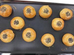 完成したあんぱんの写真