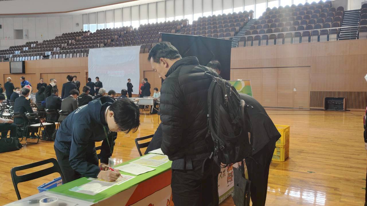 受付の様子の写真