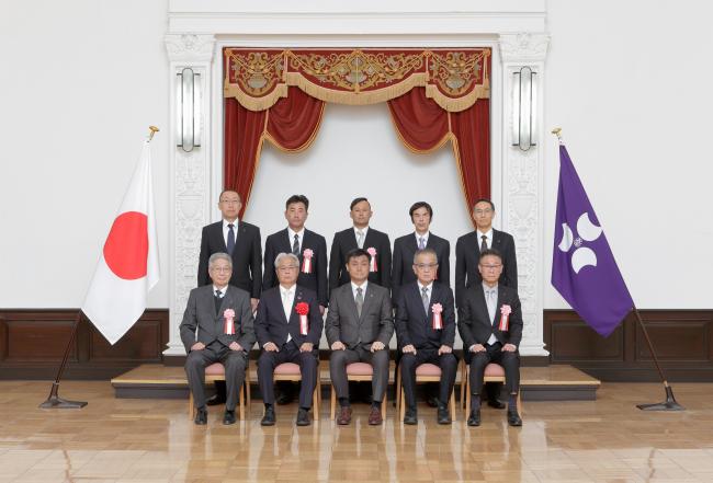 R7年度受賞者記念撮影画像