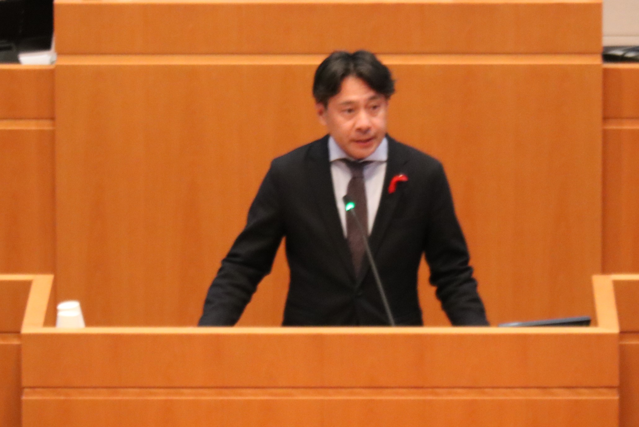 高井委員長の画像